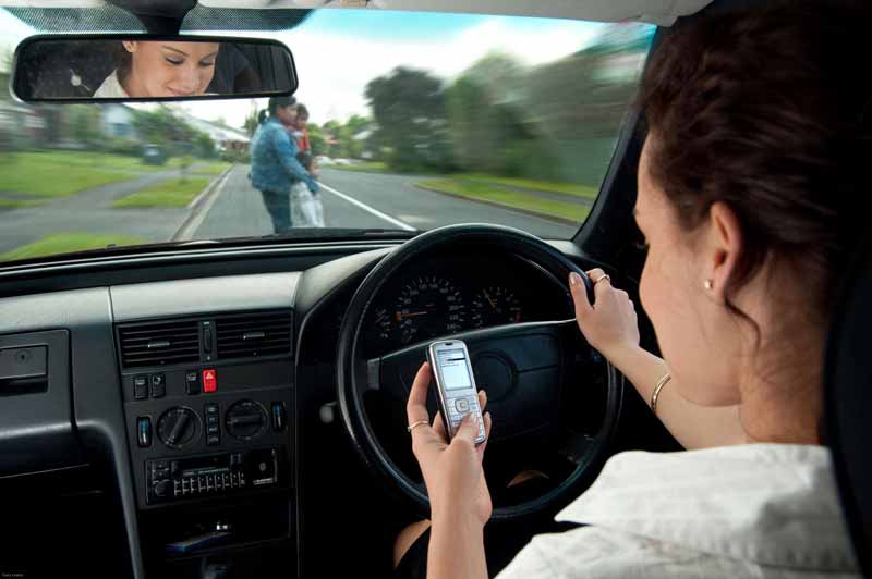 Texting while Driving - Distracted Driving